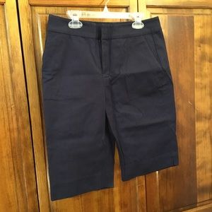 LRLauren shorts, size 4P, pockets, hook closure, cotton